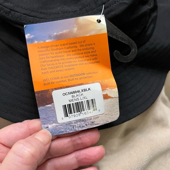 Outdoor hat - Picture 3 of 5